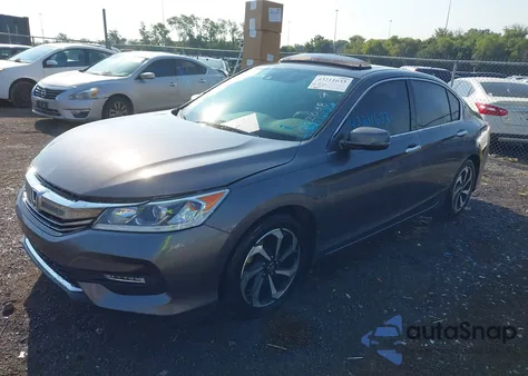 2016 Honda Accord Ex-L V-6 z USA, uszkodzony, nr VIN 1HGCR3F09GA002038